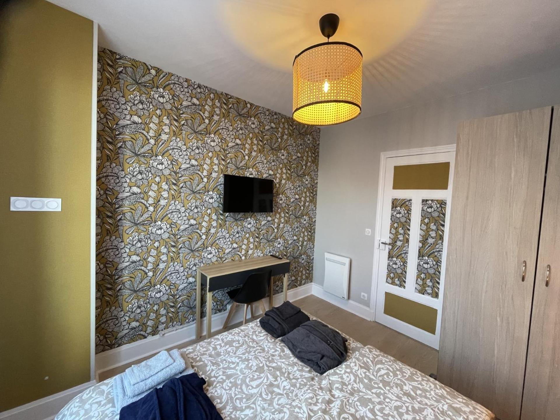 Le Treize Au Coeur Du Bouchon Appartement Troyes Buitenkant foto
