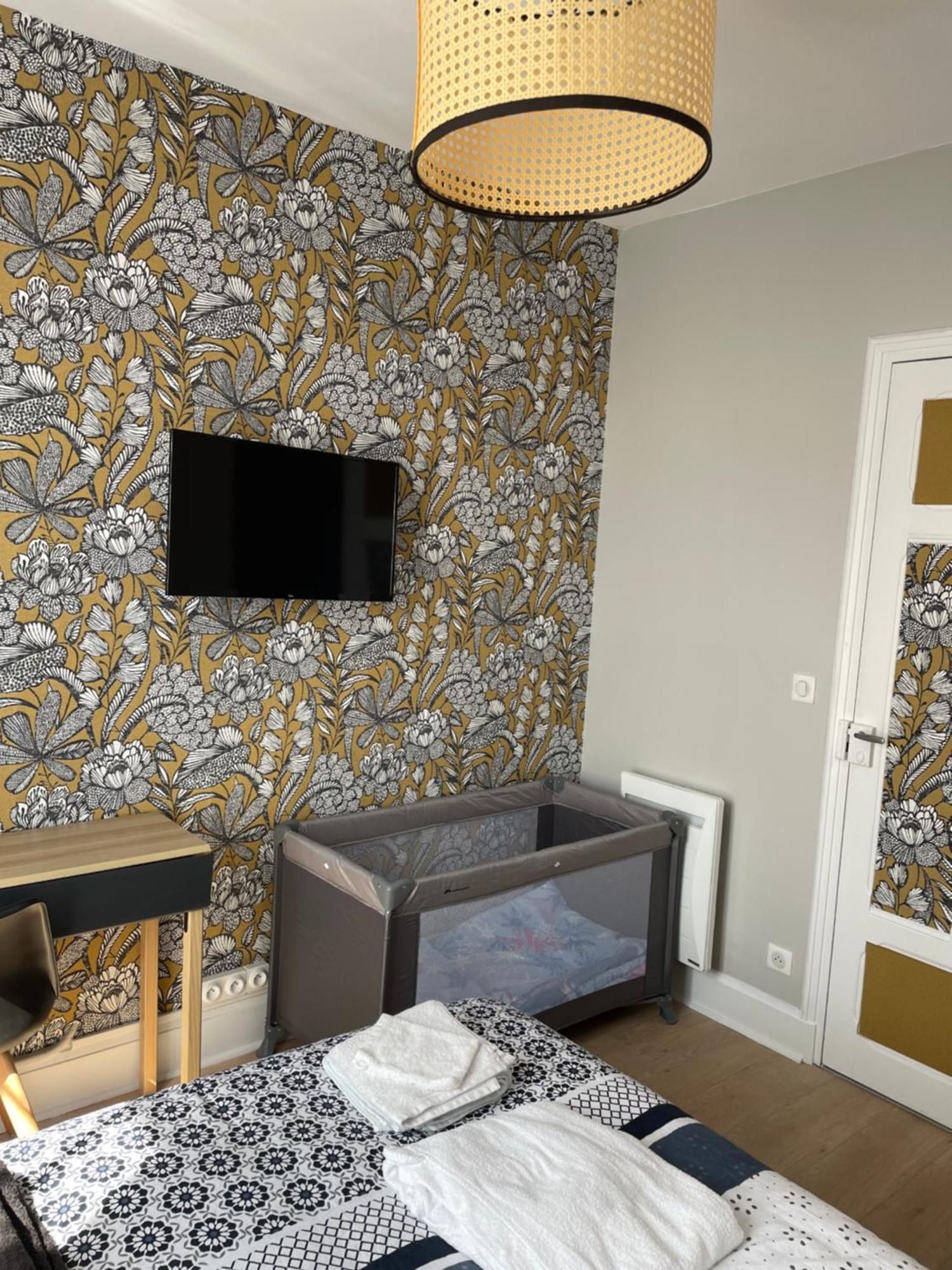 Le Treize Au Coeur Du Bouchon Appartement Troyes Buitenkant foto